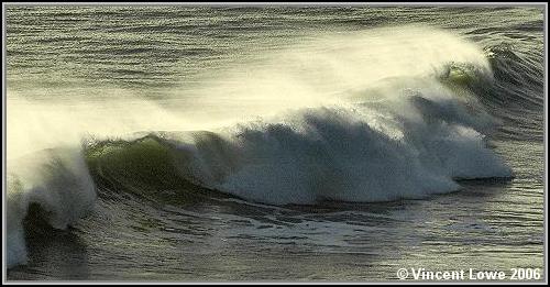 wave04.jpg